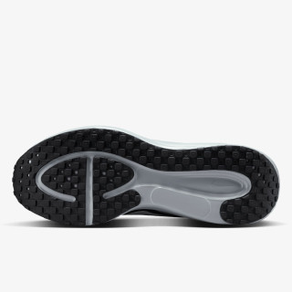 Nike Pantofi Sport NIKE REVOLUTION 8 