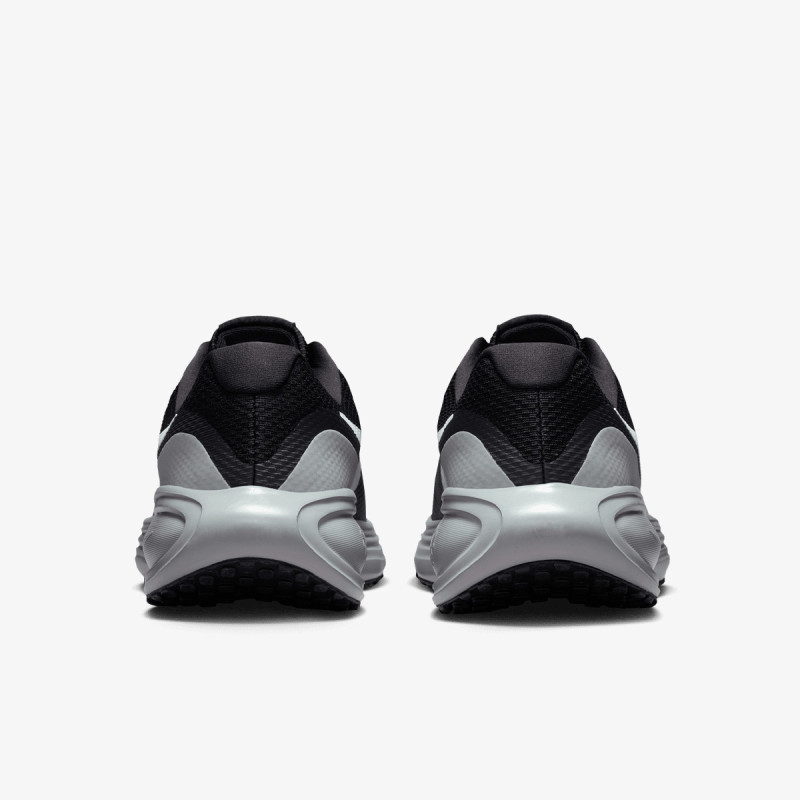 Nike Pantofi Sport NIKE REVOLUTION 8 