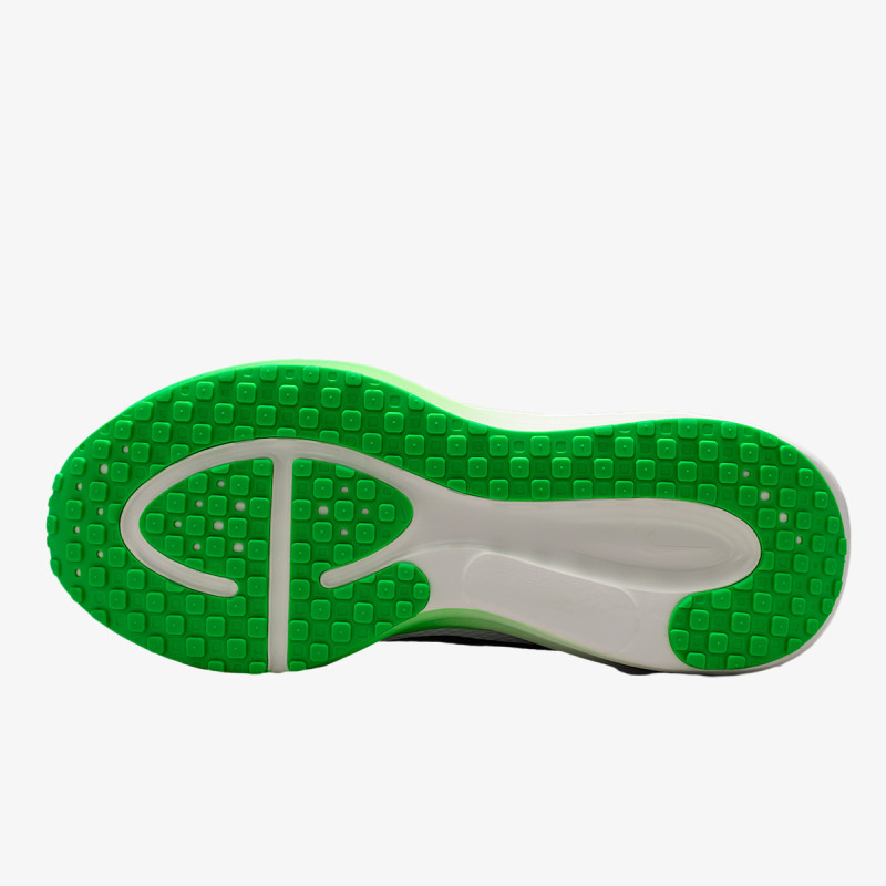 Nike Pantofi Sport NIKE REVOLUTION 8 