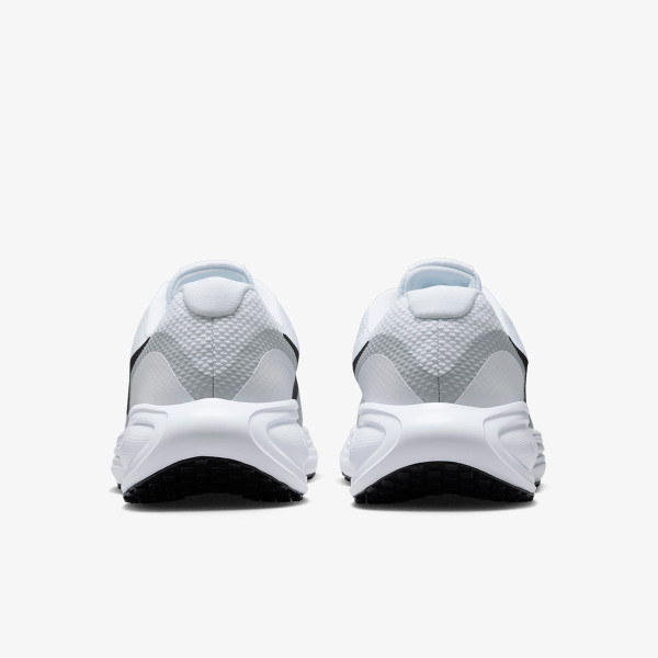 Nike Pantofi Sport NIKE REVOLUTION 8 