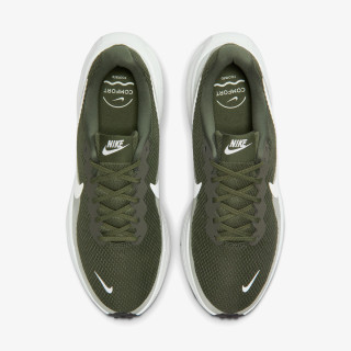 Nike Pantofi Sport NIKE REVOLUTION 8 