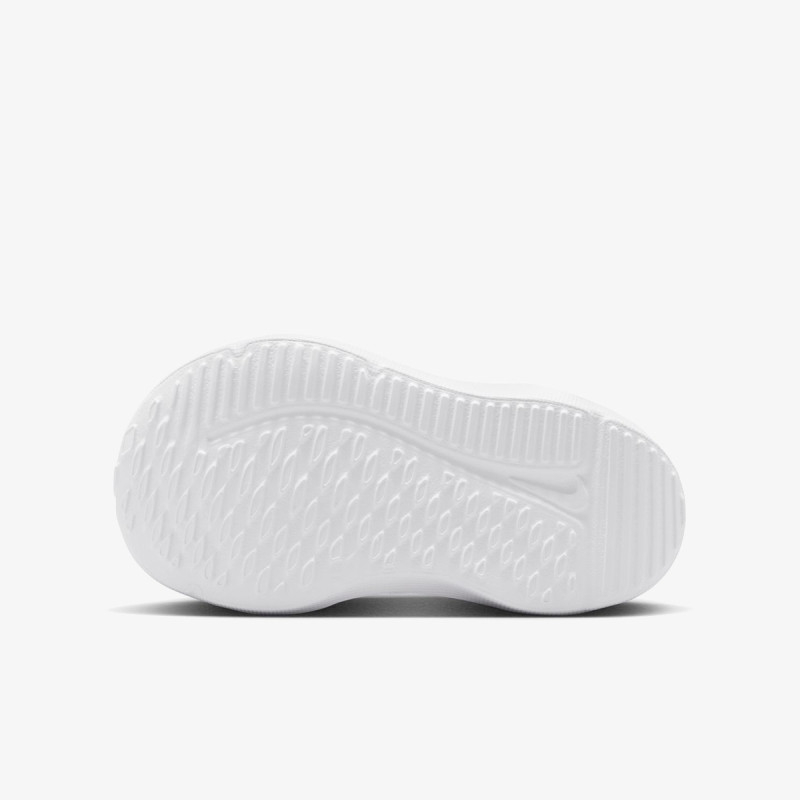 Nike Pantofi Sport NIKE COSMIC RUNNER TD 