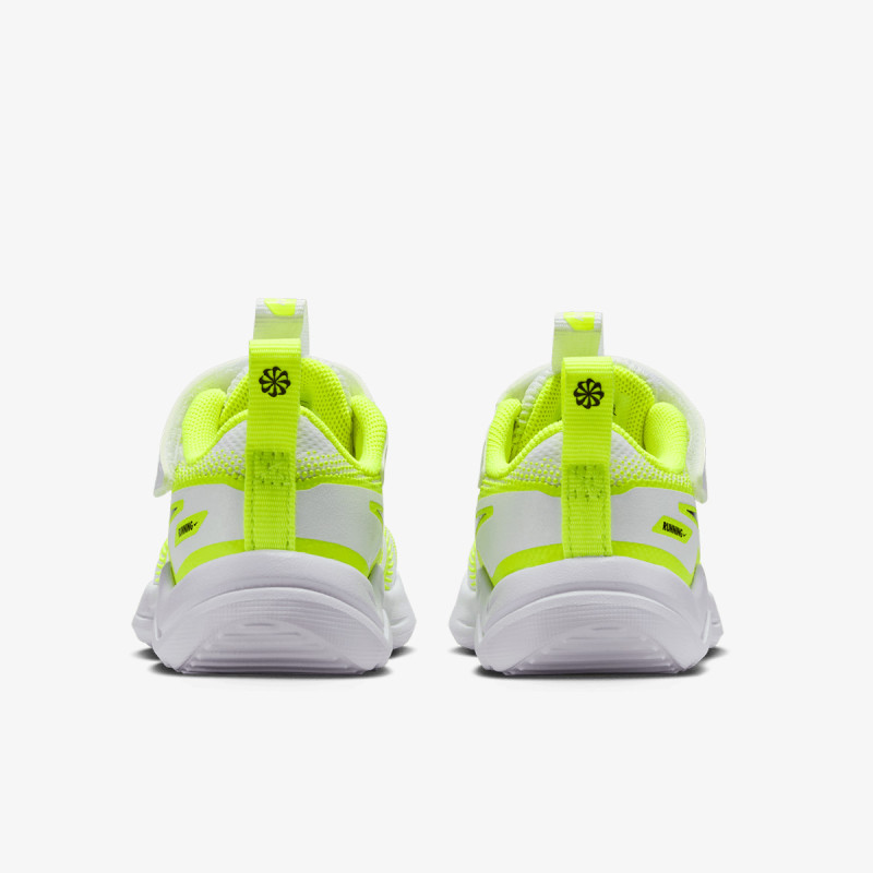 Nike Pantofi Sport Cosmic Runner 