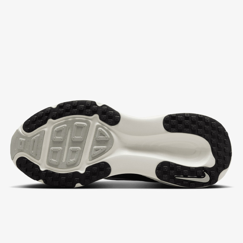 Nike Pantofi Sport NIKE VOMERO 18 