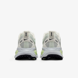 Nike Pantofi Sport W NIKE VOMERO 18 