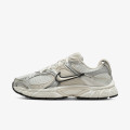 Nike Pantofi Sport W NIKE V5 RNR 