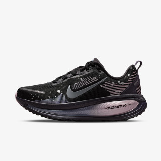 Nike Pantofi Sport Vomero 18 SE 