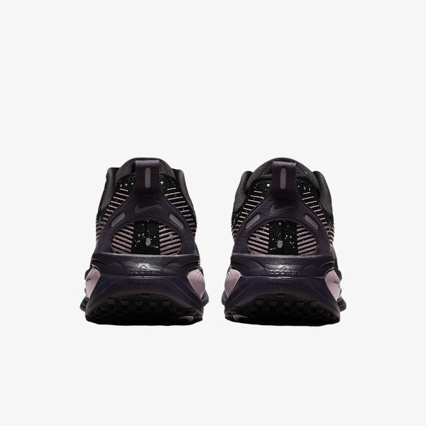 Nike Pantofi Sport Vomero 18 SE 