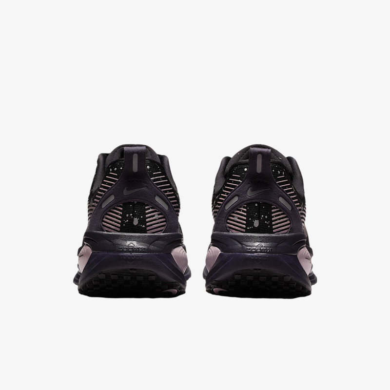 Nike Pantofi Sport Vomero 18 SE 