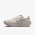 Nike Pantofi Sport NIKE VOMERO PLUS 