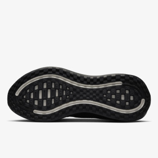 Nike Pantofi Sport NIKE VOMERO PLUS 