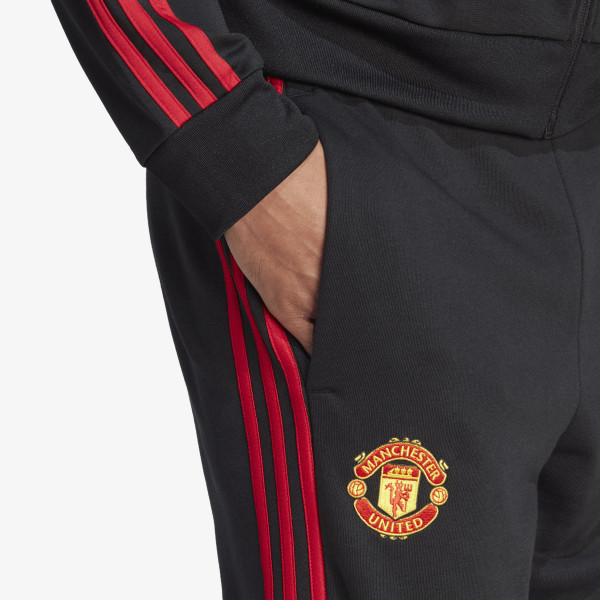 adidas Pantaloni de trening MANCHESTER UNITED FC DNA 