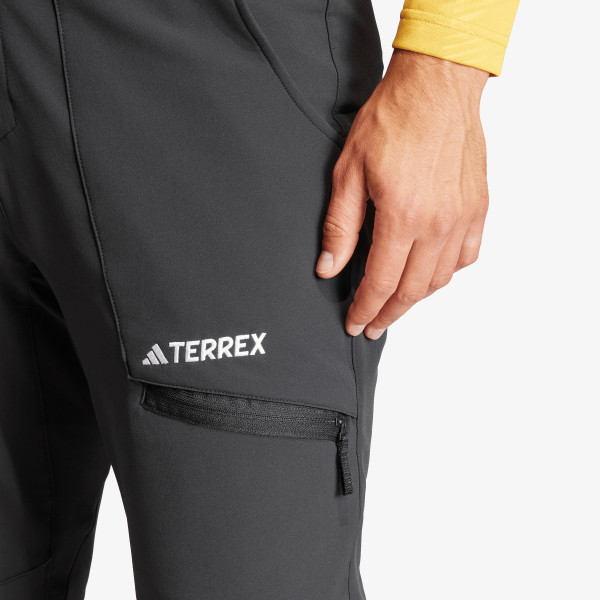 adidas Pantaloni TERREX XPERIOR YEAROUND SOFT SHELL 