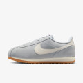 Nike Pantofi Sport W NIKE CORTEZ SUEDE 