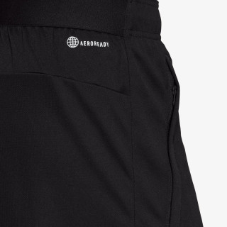 adidas Pantaloni scurti Train Esseltials 