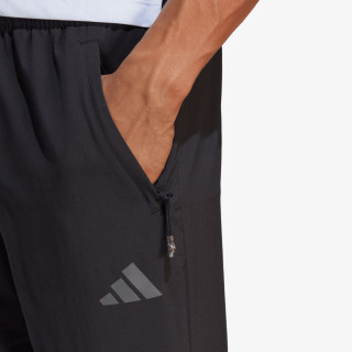 adidas Pantaloni de trening TRAIN ESSENTIALS SEASONAL 