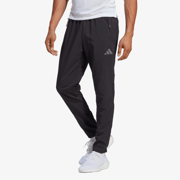 adidas Pantaloni de trening TRAIN ESSENTIALS SEASONAL 