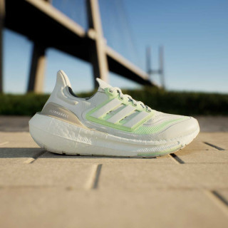 adidas Pantofi Sport ULTRABOOST LIGHT W 