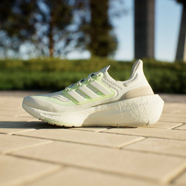 adidas Pantofi Sport ULTRABOOST LIGHT W 