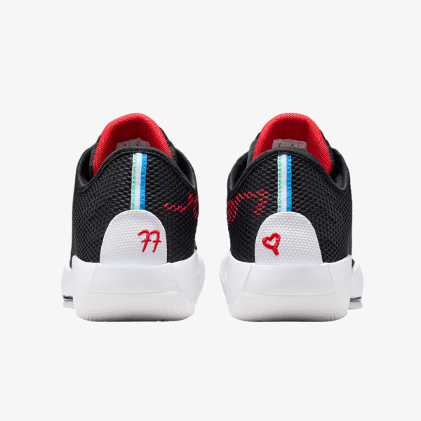 Nike Pantofi Sport JORDAN LUKA 77 