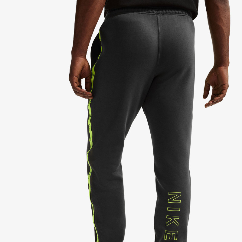 Nike Pantaloni de trening M NSW CS JOGGER FLC BB 