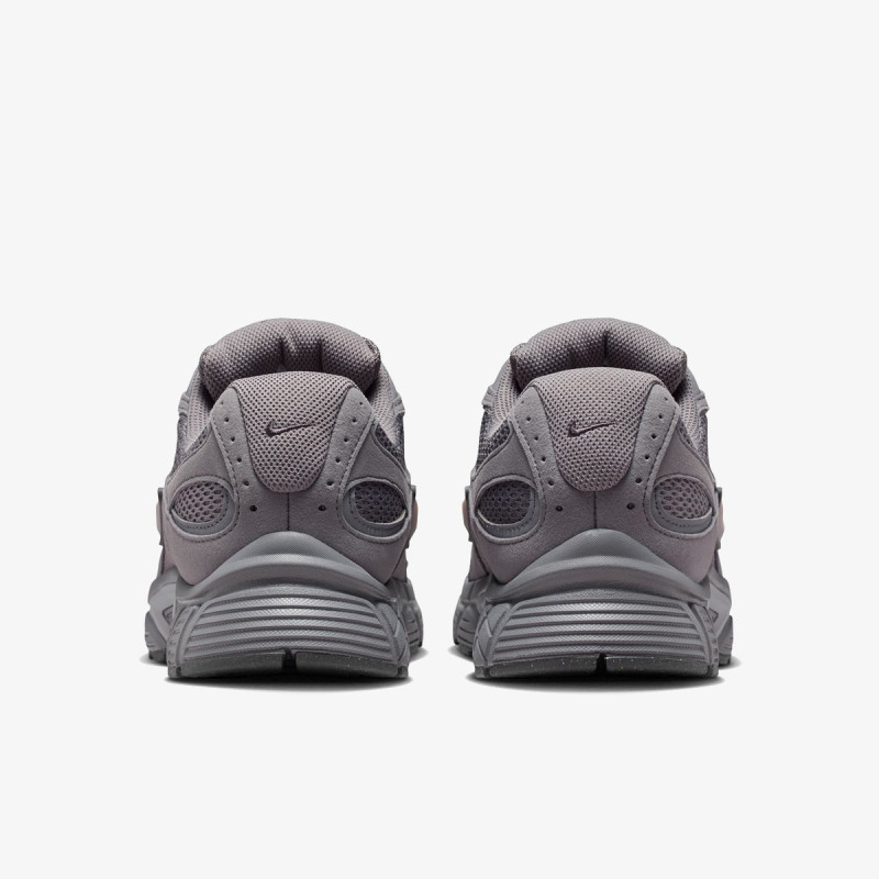 Nike Pantofi Sport NIKE V5 RNR SUEDE 