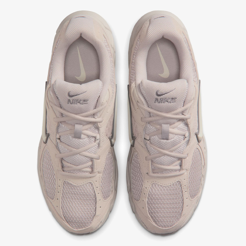 Nike Pantofi Sport NIKE V5 RNR SUEDE 