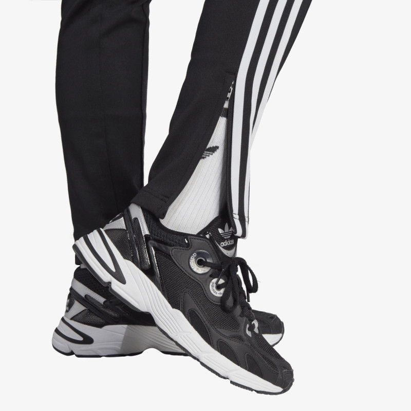 adidas Pantaloni de trening ADICOLOR SST TRACK PANTS 