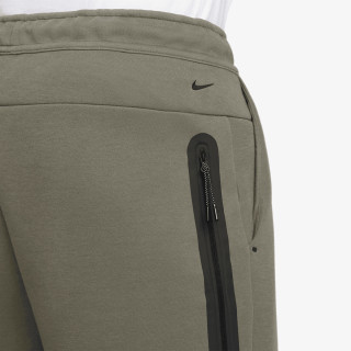 Nike Pantaloni scurti Tech 
