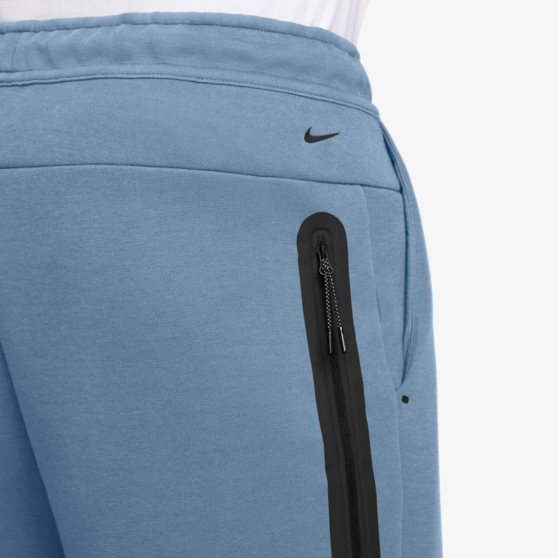 Nike Pantaloni scurti Tech 