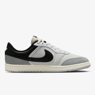 Nike Pantofi Sport AIR JORDAN SKYLINE LOW 