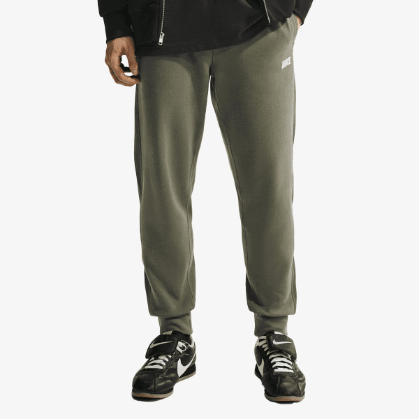 Nike Pantaloni de trening M NK CLUB VARSITY JOGGER 