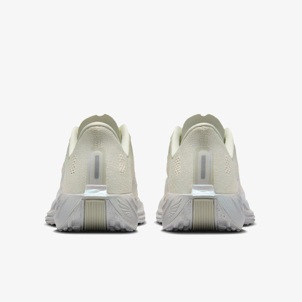 Nike Pantofi Sport W PEGASUS PLUS ESS 