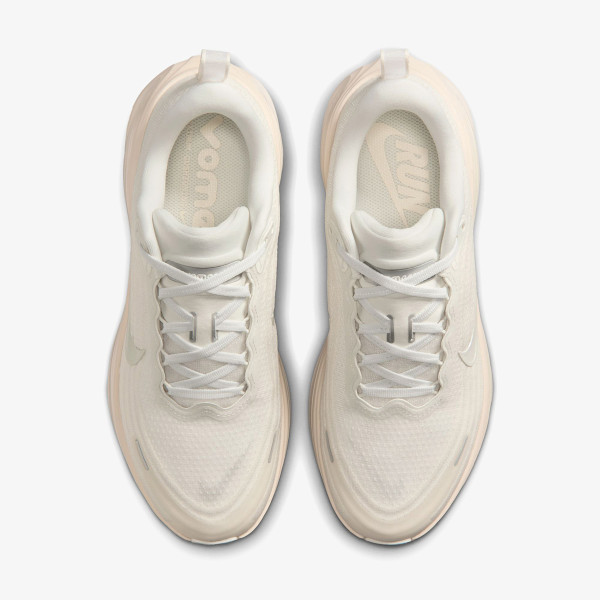 Nike Pantofi Sport W NIKE VOMERO PLUS ESS 