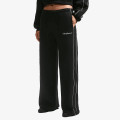 Nike Pantaloni de trening W NK STDO FLC MW MR SCALLOP WL 
