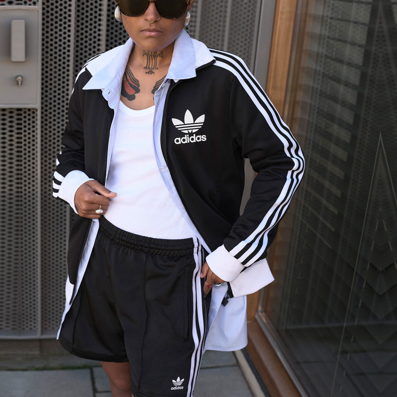 adidas Pantaloni scurti FIREBIRD SHORT 
