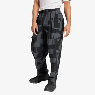 adidas Pantaloni de trening CARGO AOP PANTS 