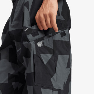 adidas Pantaloni de trening CARGO AOP PANTS 
