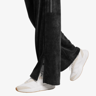 adidas Pantaloni de trening W TIRO Q4 PT 