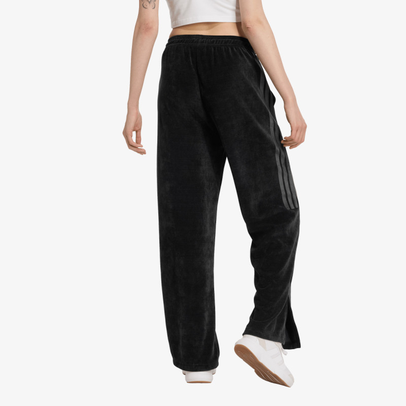 adidas Pantaloni de trening W TIRO Q4 PT 