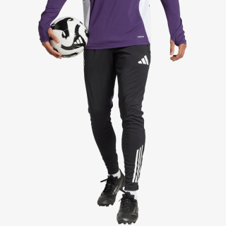 adidas Pantaloni de trening MUFC TR PNT 