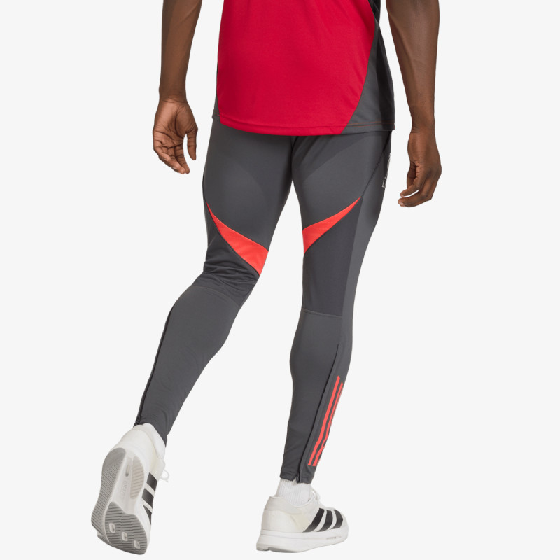 adidas Pantaloni de trening LFC TR PNT 