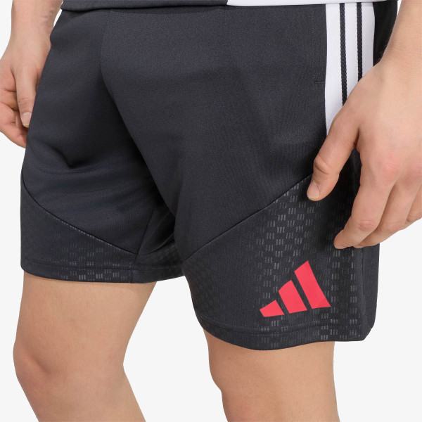 adidas Pantaloni scurti LFC TR SHO 