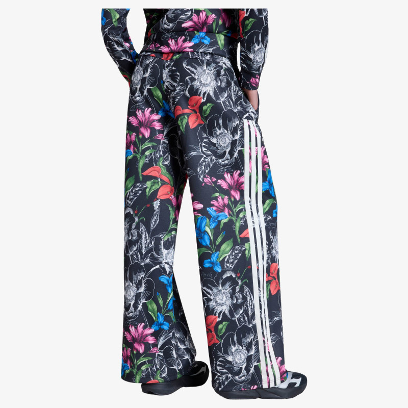 adidas Pantaloni de trening FARM TIRO TP 