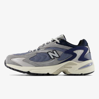 New Balance Pantofi Sport 725 