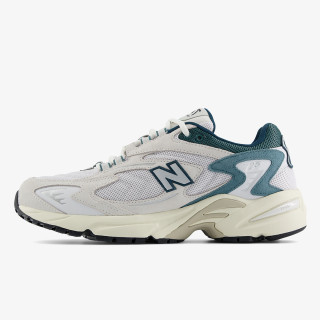 New Balance Pantofi Sport 725 