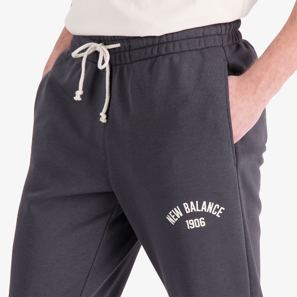 New Balance Pantaloni de trening Essentials Varsity Fleece Pant 