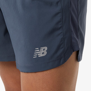 NEW BALANCE Pantaloni scurti Accelerate 5 Inch Short 