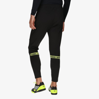 UMBRO Pantaloni de trening PRO TRAINING SLIM PANTS 
