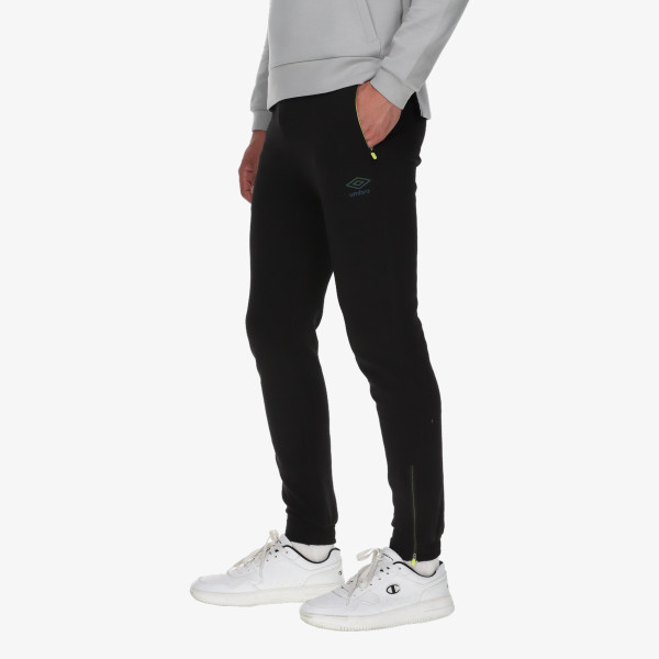 Umbro Pantaloni THE GAME CUFFED PANTS 